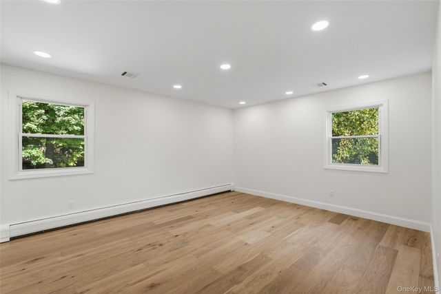 2 Deborah Lane, Valley Cottage, NY 10989