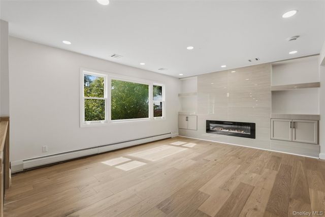2 Deborah Lane, Valley Cottage, NY 10989