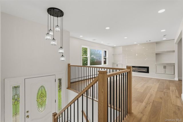 2 Deborah Lane, Valley Cottage, NY 10989