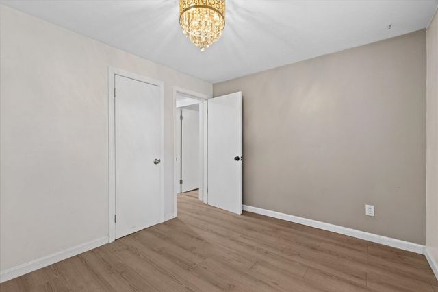 19 Cypress St, Oxford, MA 01540