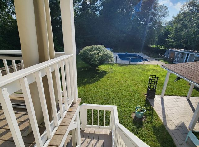 19 Cypress St, Oxford, MA 01540