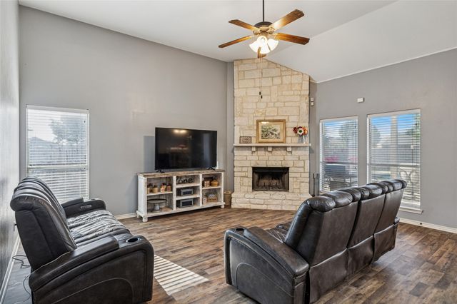 1220 Clairemont Lane, Burleson, TX 76028