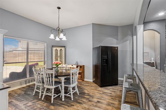 1220 Clairemont Lane, Burleson, TX 76028