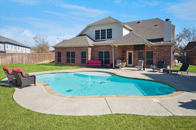 1220 Clairemont Lane, Burleson, TX 76028