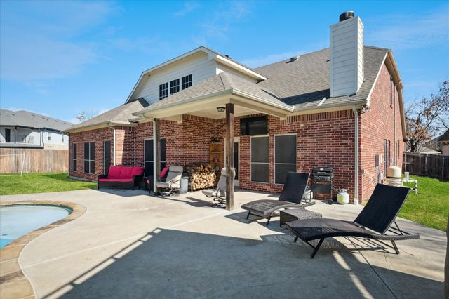 1220 Clairemont Lane, Burleson, TX 76028
