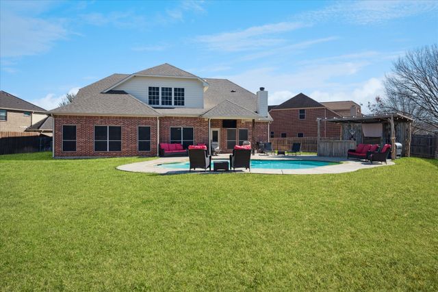 1220 Clairemont Lane, Burleson, TX 76028