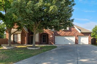 1220 Clairemont Lane, Burleson, TX 76028