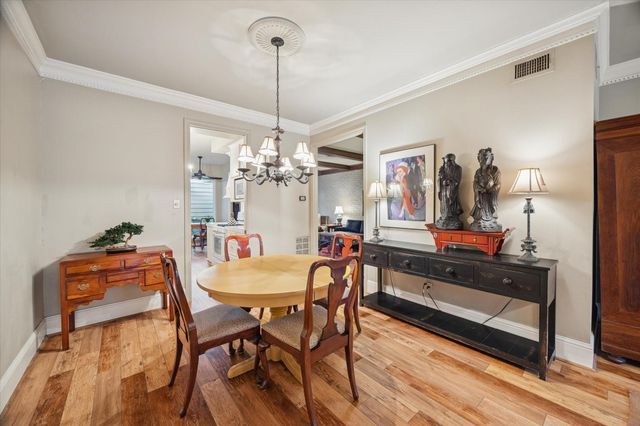 7525 Del Monte Drive, Houston, TX 77063