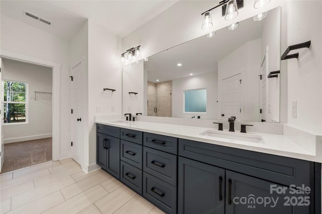 5007 Carolina North Drive 2, Gastonia, NC 28056