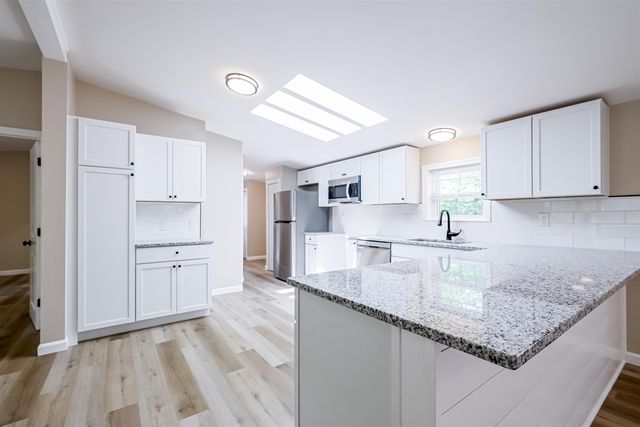 92 Moose Mountain Road, Canaan, NH 03741