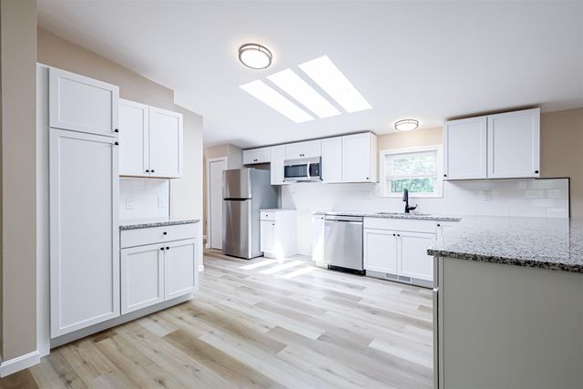 92 Moose Mountain Road, Canaan, NH 03741