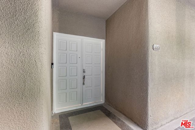 8455 Fountain Avenue 308, West Hollywood, CA 90069