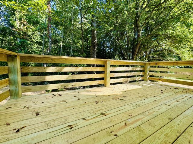 105 Tanesha Ct, Portland, TN 37148