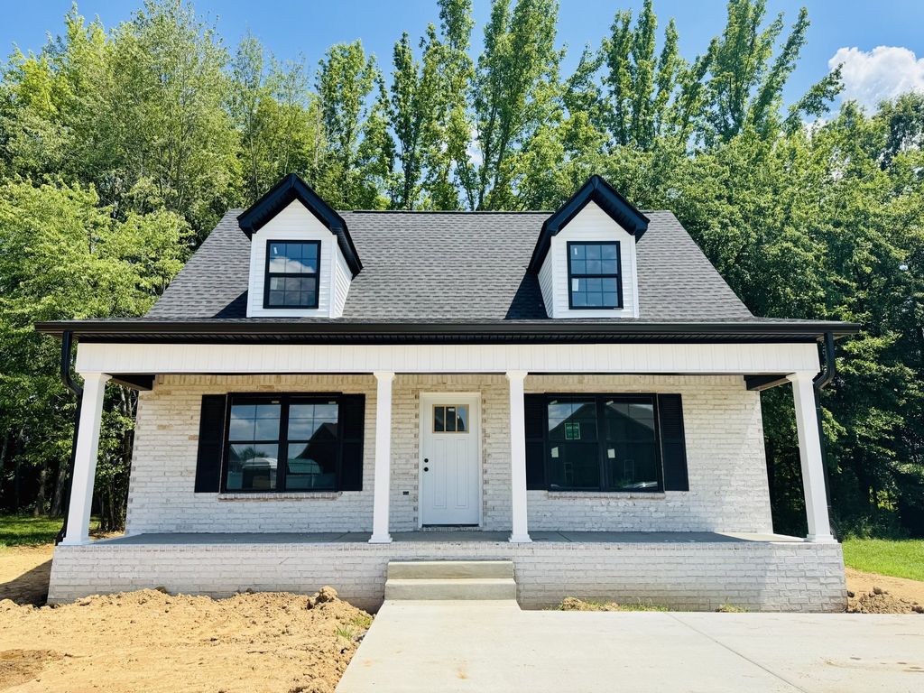 105 Tanesha Ct, Portland, TN 37148