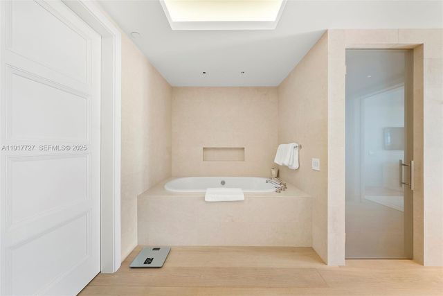 7916 Fisher Island Dr 7916, Miami Beach, FL 33109