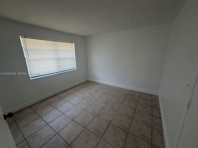 1132 NE 5th Ave 2, Fort Lauderdale, FL 33304