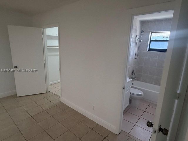1132 NE 5th Ave 2, Fort Lauderdale, FL 33304