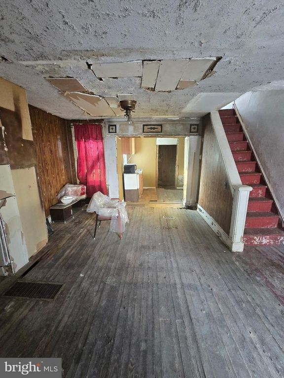 955 E LOCUST AVE, PHILADELPHIA, PA 19138 — photo 3