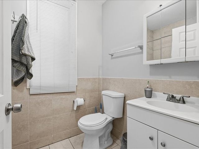 335 Lawn St, Oakland, PA 15213
