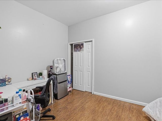 335 Lawn St, Oakland, PA 15213