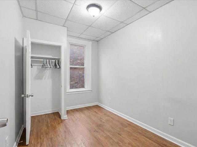 335 Lawn St, Oakland, PA 15213