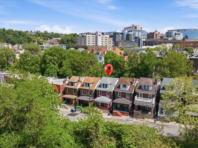 335 Lawn St, Oakland, PA 15213