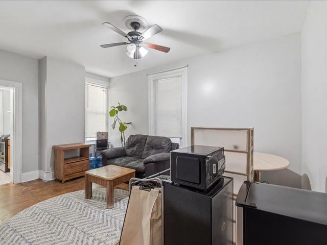 335 Lawn St, Oakland, PA 15213