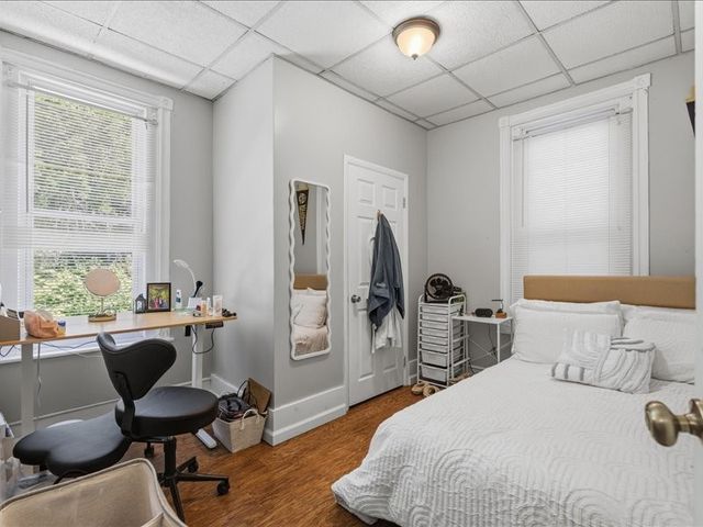 335 Lawn St, Oakland, PA 15213