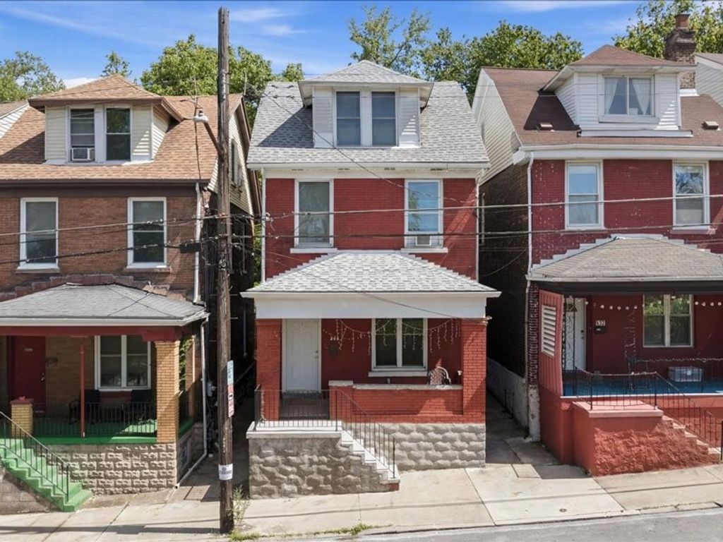 335 Lawn St, Oakland, PA 15213