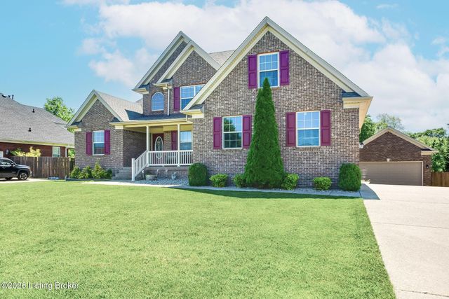 454 Persimmon Dr, Mt Washington, KY 40047