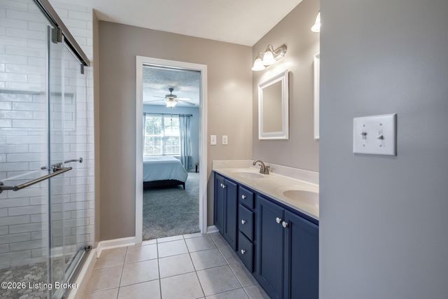 454 Persimmon Dr, Mt Washington, KY 40047