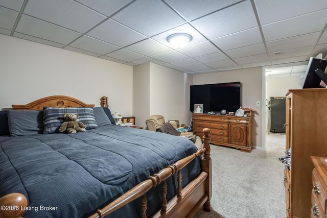454 Persimmon Dr, Mt Washington, KY 40047