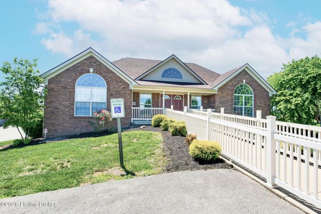 454 Persimmon Dr, Mt Washington, KY 40047