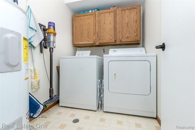 352 Pinewood Drive, Plymouth, MI 48170