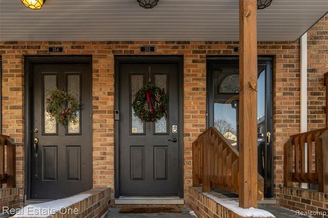 352 Pinewood Drive, Plymouth, MI 48170