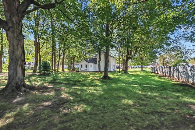 515 Osterhout Street, Schoolcraft, MI 49087