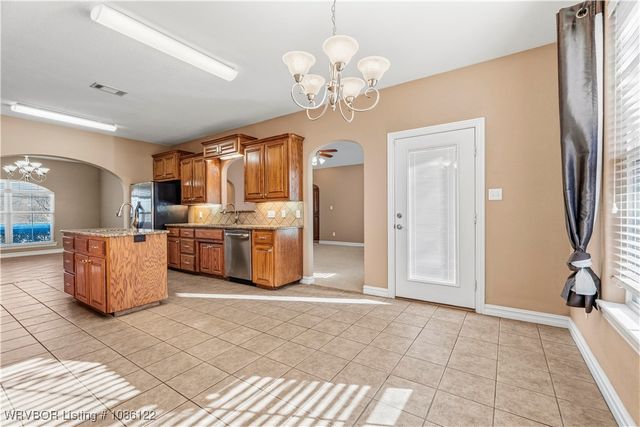 5800 Thomas Road, Fort Smith, AR 72916