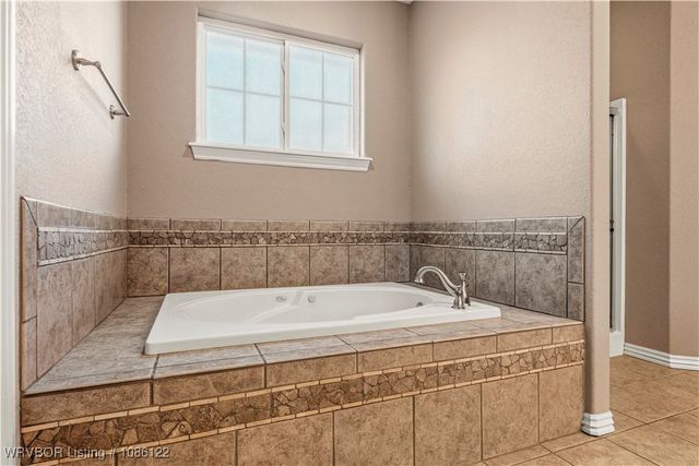 5800 Thomas Road, Fort Smith, AR 72916