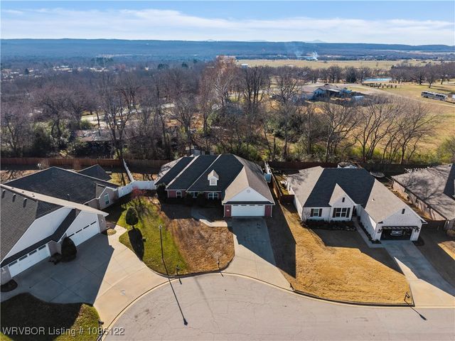 5800 Thomas Road, Fort Smith, AR 72916