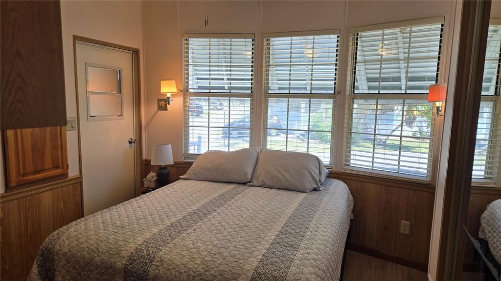 Image 14 of property listing at 3333 26TH AVENUE E 1291, Bradenton, FL 34208