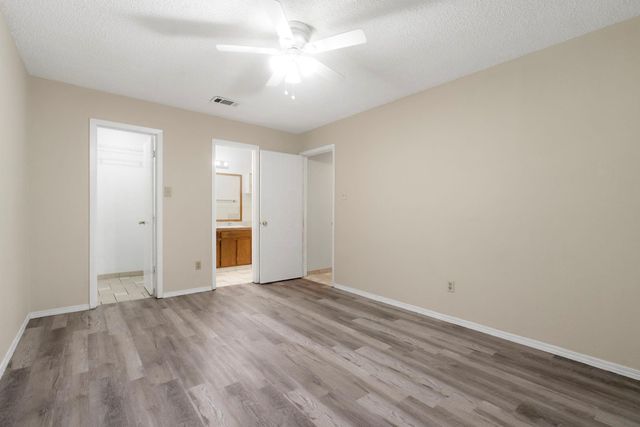 7703 Peaceful Hill LN B, Austin, TX 78748