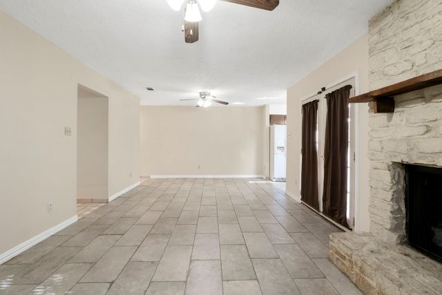 7703 Peaceful Hill LN B, Austin, TX 78748