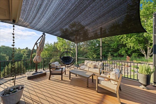 810 Antler Ridge, Hudson, WI 54016