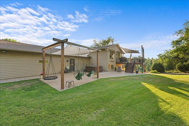 810 Antler Ridge, Hudson, WI 54016