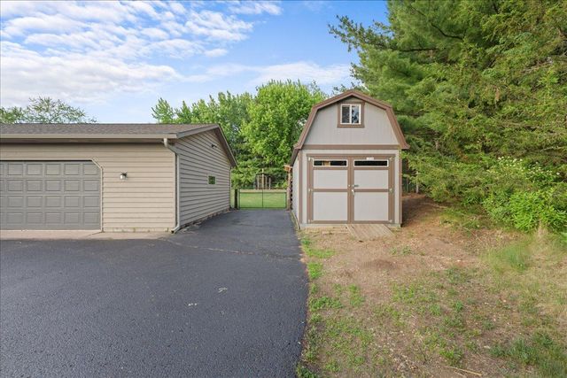 810 Antler Ridge, Hudson, WI 54016
