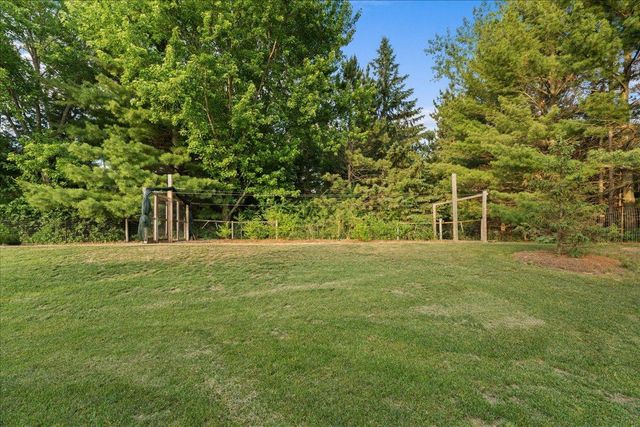 810 Antler Ridge, Hudson, WI 54016