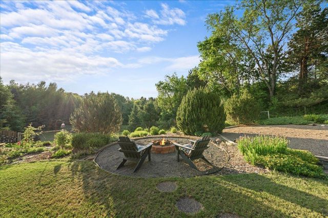 810 Antler Ridge, Hudson, WI 54016