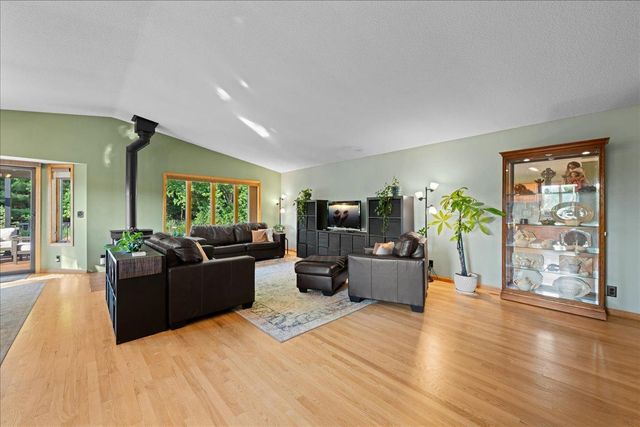 810 Antler Ridge, Hudson, WI 54016