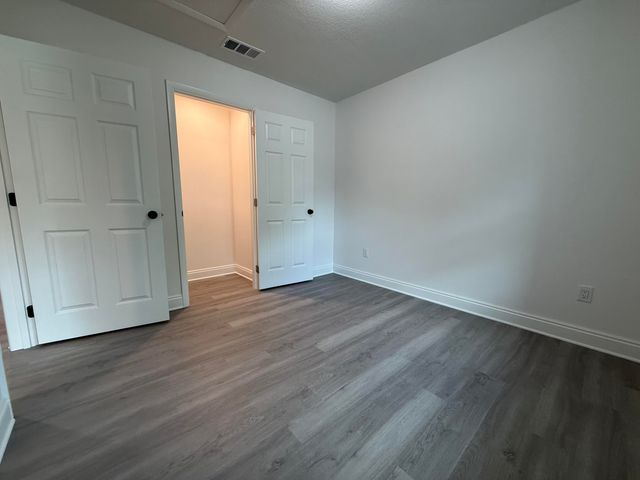 32 Constitution Avenue Unit A-B, Defuniak Springs, FL 32433