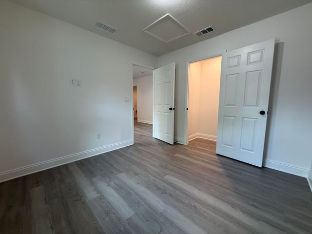 32 Constitution Avenue Unit A-B, Defuniak Springs, FL 32433